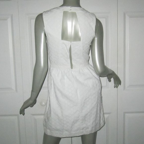 VINEYARD VINES White Eyelet Sleeveless Lined Dress - Picture 5 of 8